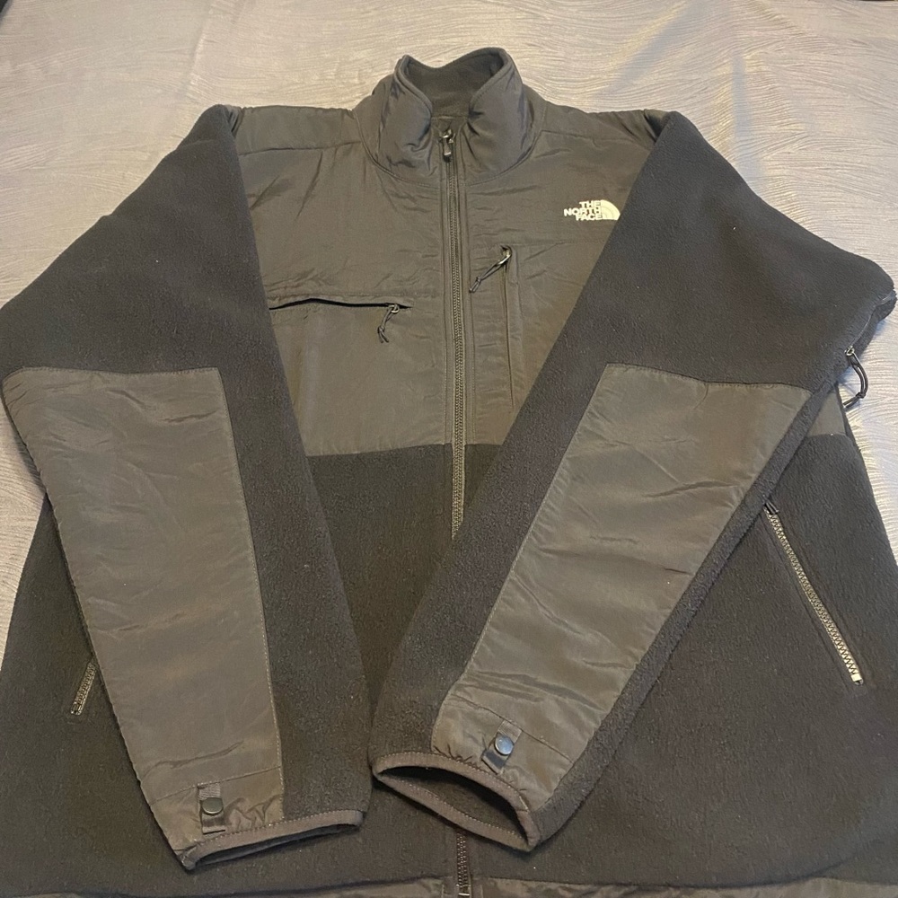 The North Face Men’s fleece Jacket